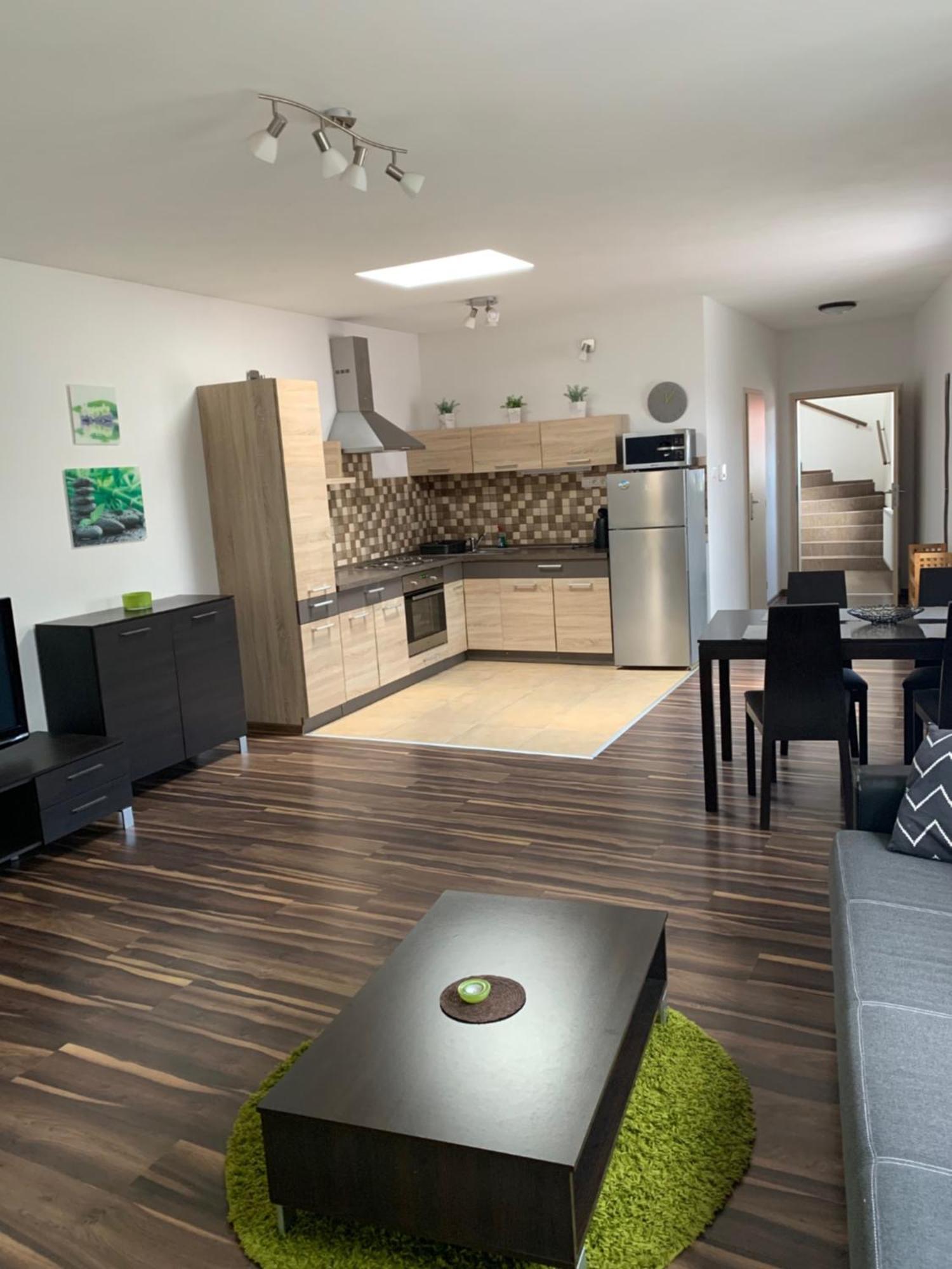 Apartman Emes S Terasou Кежмарок Экстерьер фото